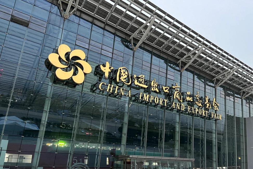 A Comprehensive Guide to Translation Services at the Canton Fair: Which is Best for You—Simultaneous, Consecutive, or Escort Interpretation? - COVER